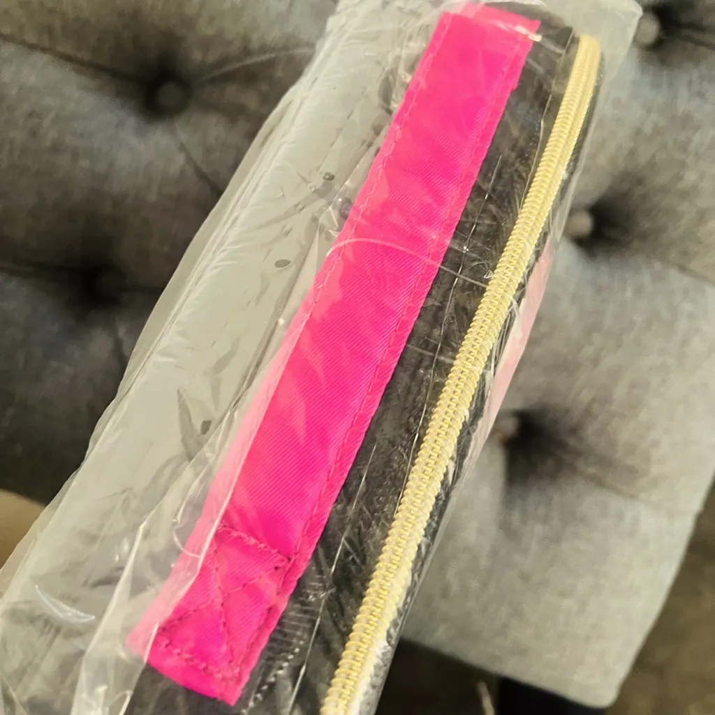 JUICY COUTURE BLACK MAKEUP TRAIN CASE - Image 5