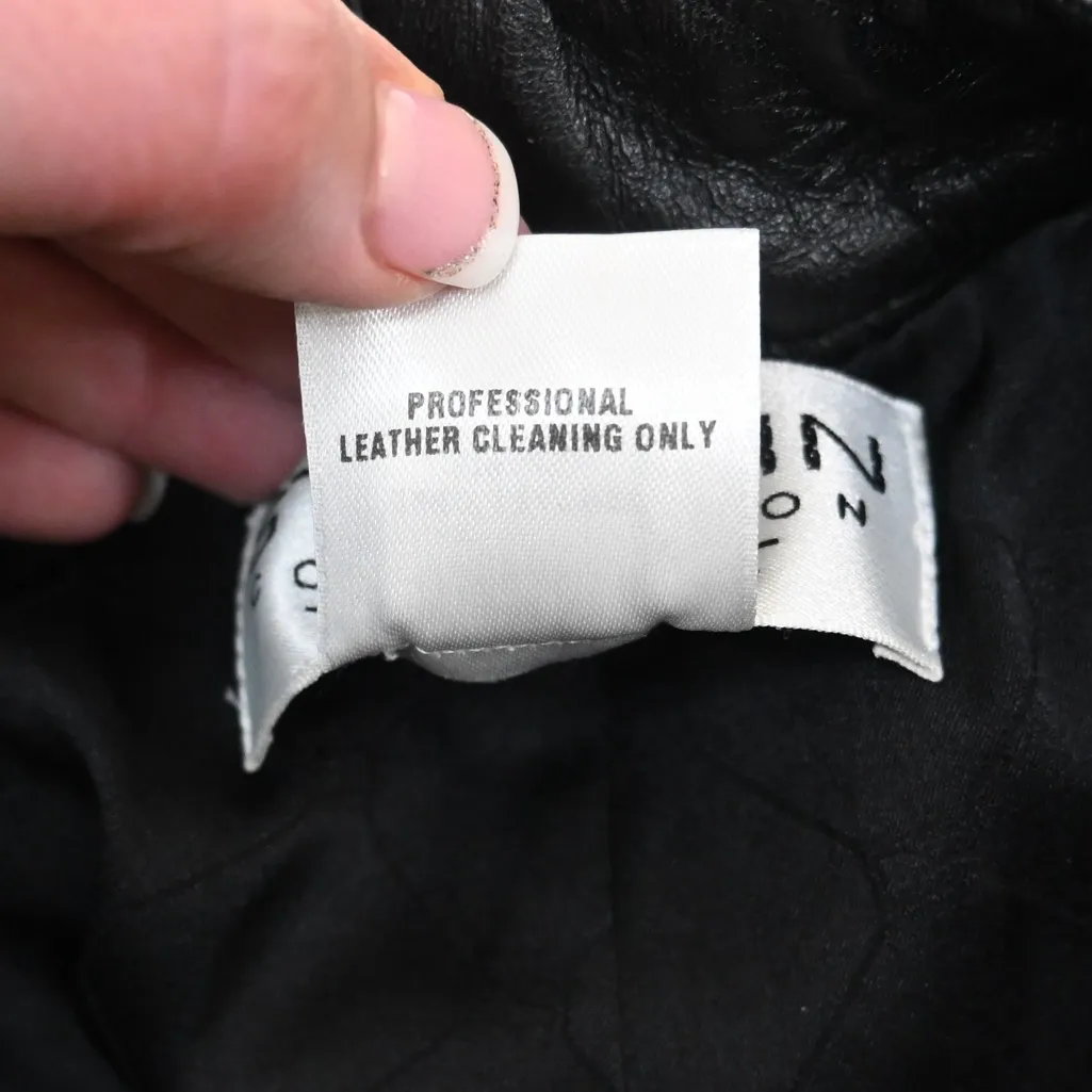 St. John Collection Women's 6 Leather Pants with Silk Lining Made in Italy - Image 12