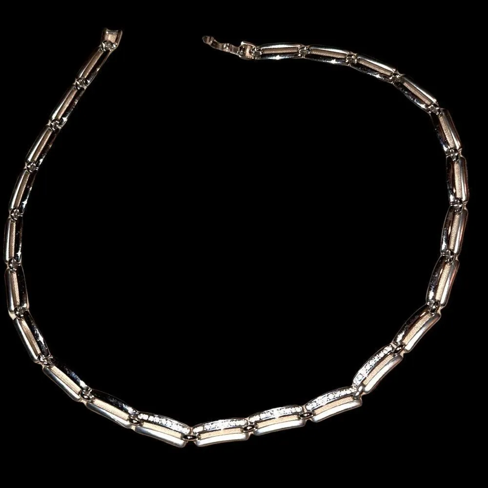 Nwot Pretty silver necklace with tiny sparkle stones Silver - Image 5