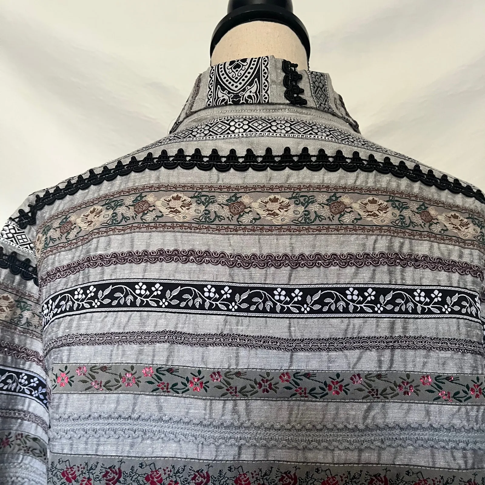 Tantrums Collection Silk Jacquard Womens Jacket 8 Boho Artsy 90s Cottage Retro Tan - Image 8