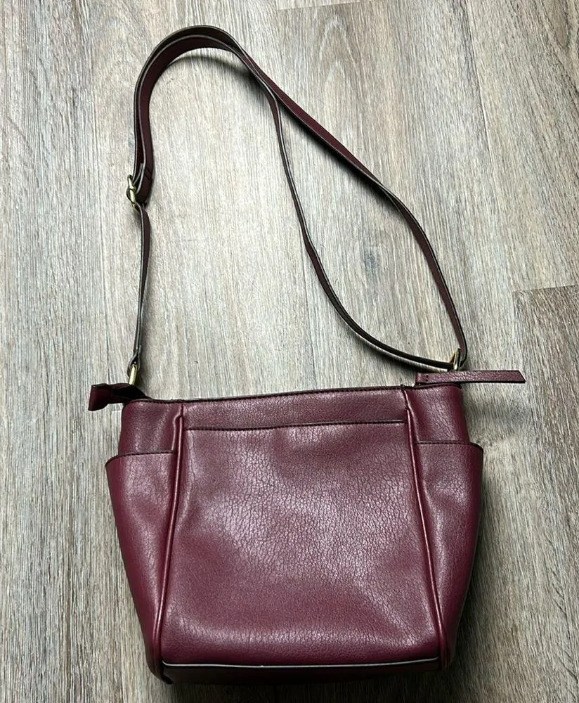 Liz Claiborne Faux Leather Crossbody Bag - Image 5
