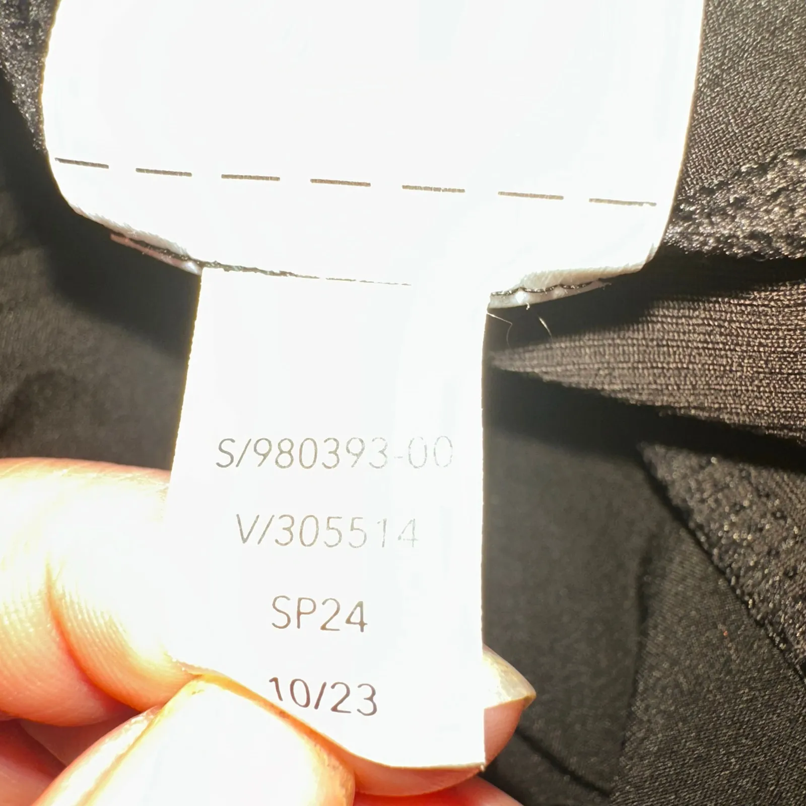 Athleta Womens size 16 Brooklyn Shorts Black 980393 Outdoor Hiking - Image 4