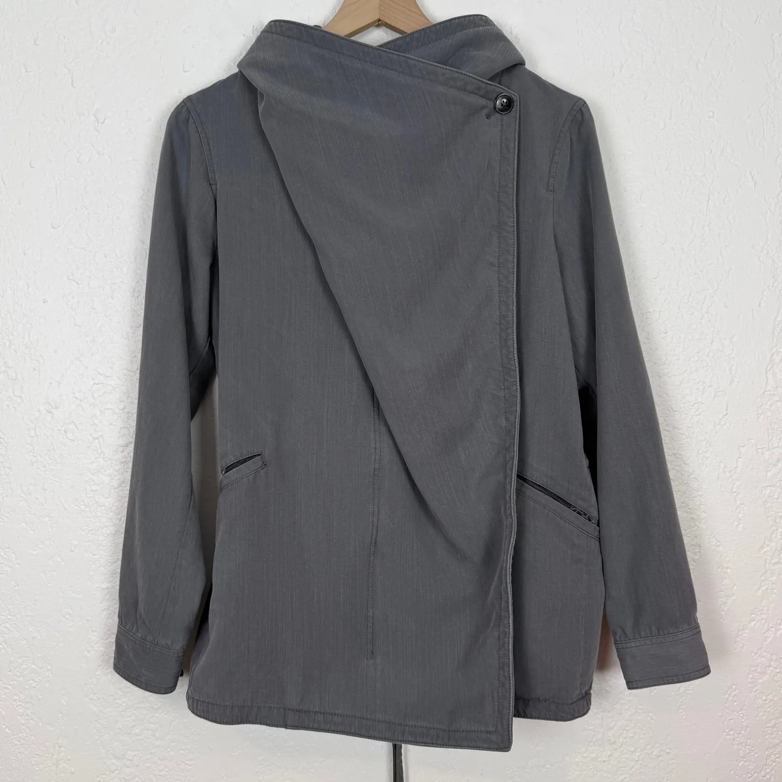 Sundance Sebille Velvet Wrap Jacket Size Small - Image 2