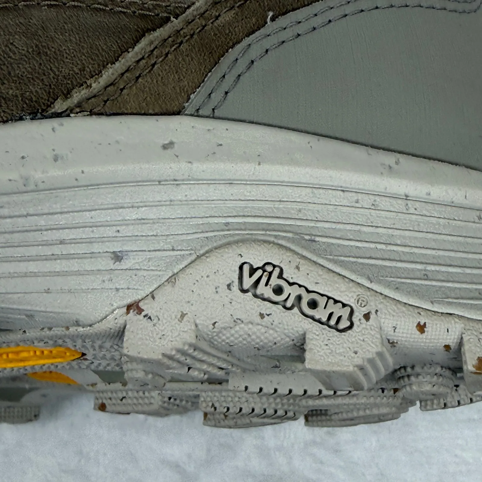 Merrell Womens Waterproof Bloom Eco Hiking Boots Size 9 - Image 6