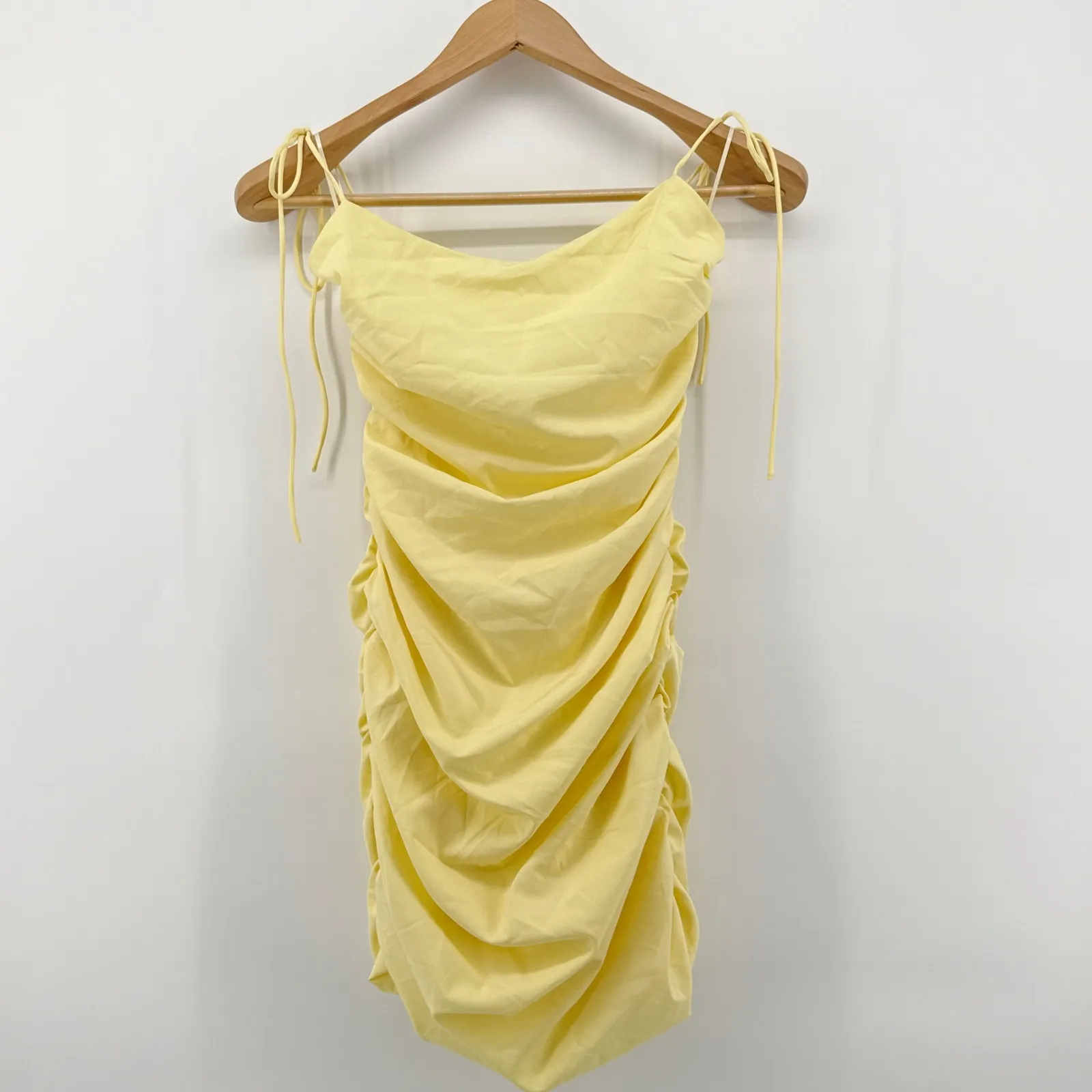 Princess Polly Maria Yellow Ruched Mini Dress‎ Sleeveless Bodycon Size 2 Party - Image 3