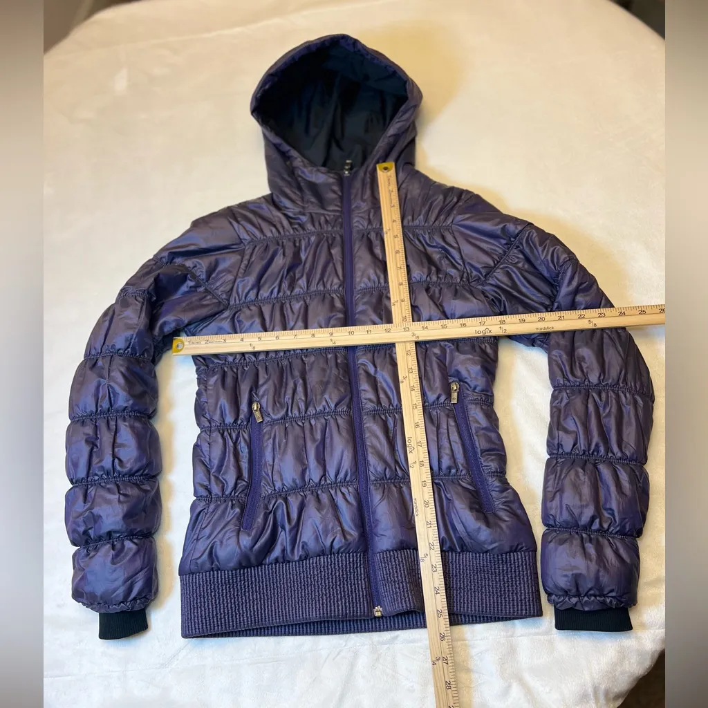 Columbia Jacket with Omni Heat
Reflective Lining  Size‎ Medium - Image 5