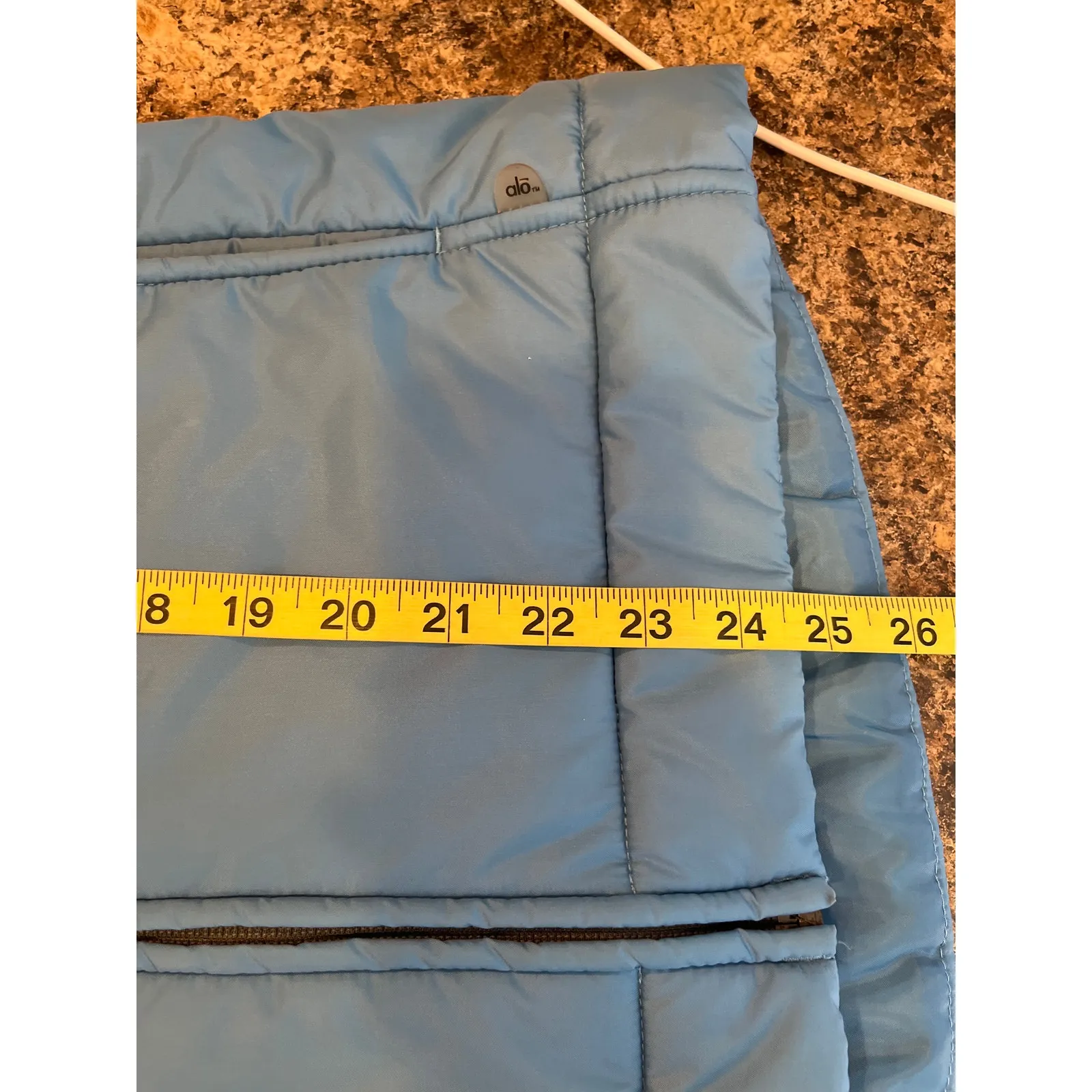 Alo Yoga Blue‎ Puffer Vest Zip Front Medium - Image 8