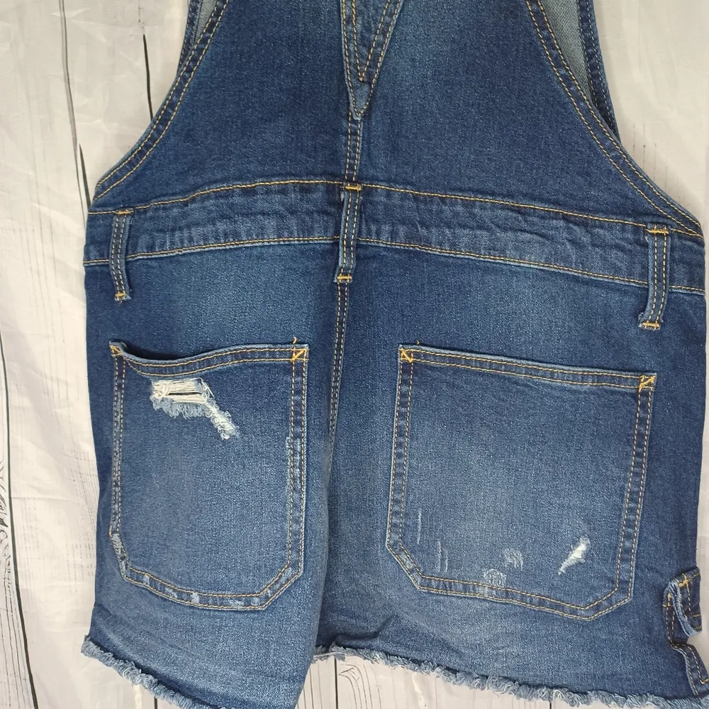 No Boundaries Denim Distressed Overalls - Image 9