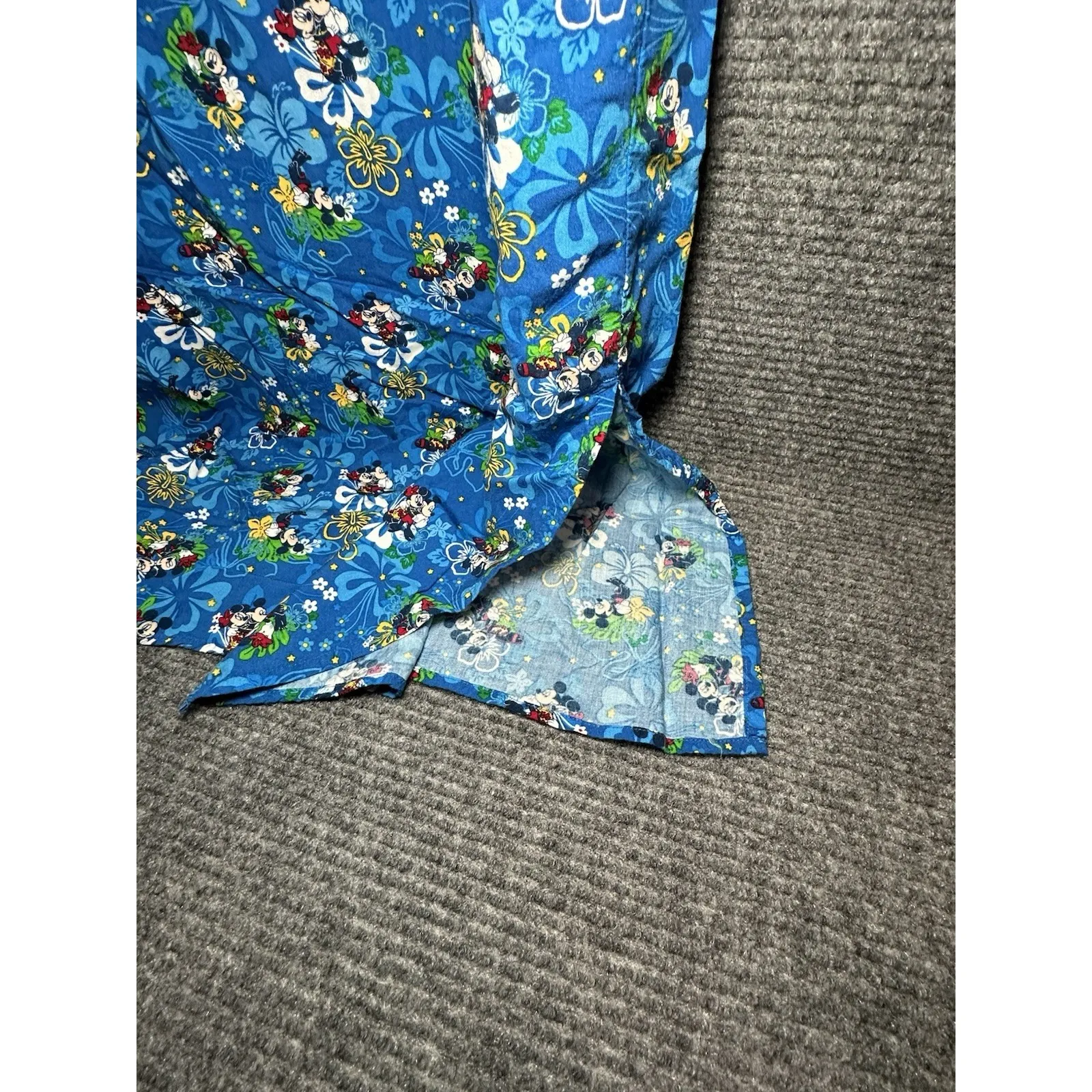 Disney Exclusive Hawaiian Dress Blue‎ Mickey Minnie Mouse Aloha Size Medium - Image 6