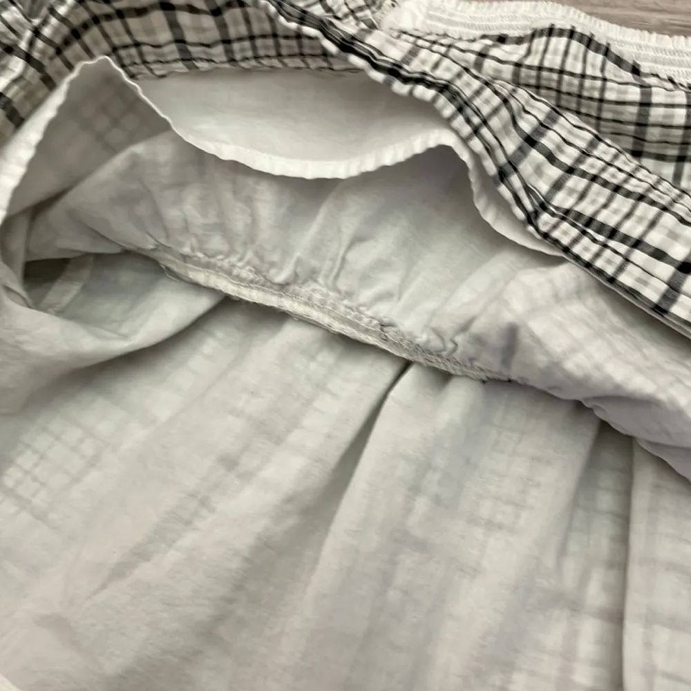 Black & White Plaid Elastic Off the Shoulder Flare Crop Top XS - Image 10