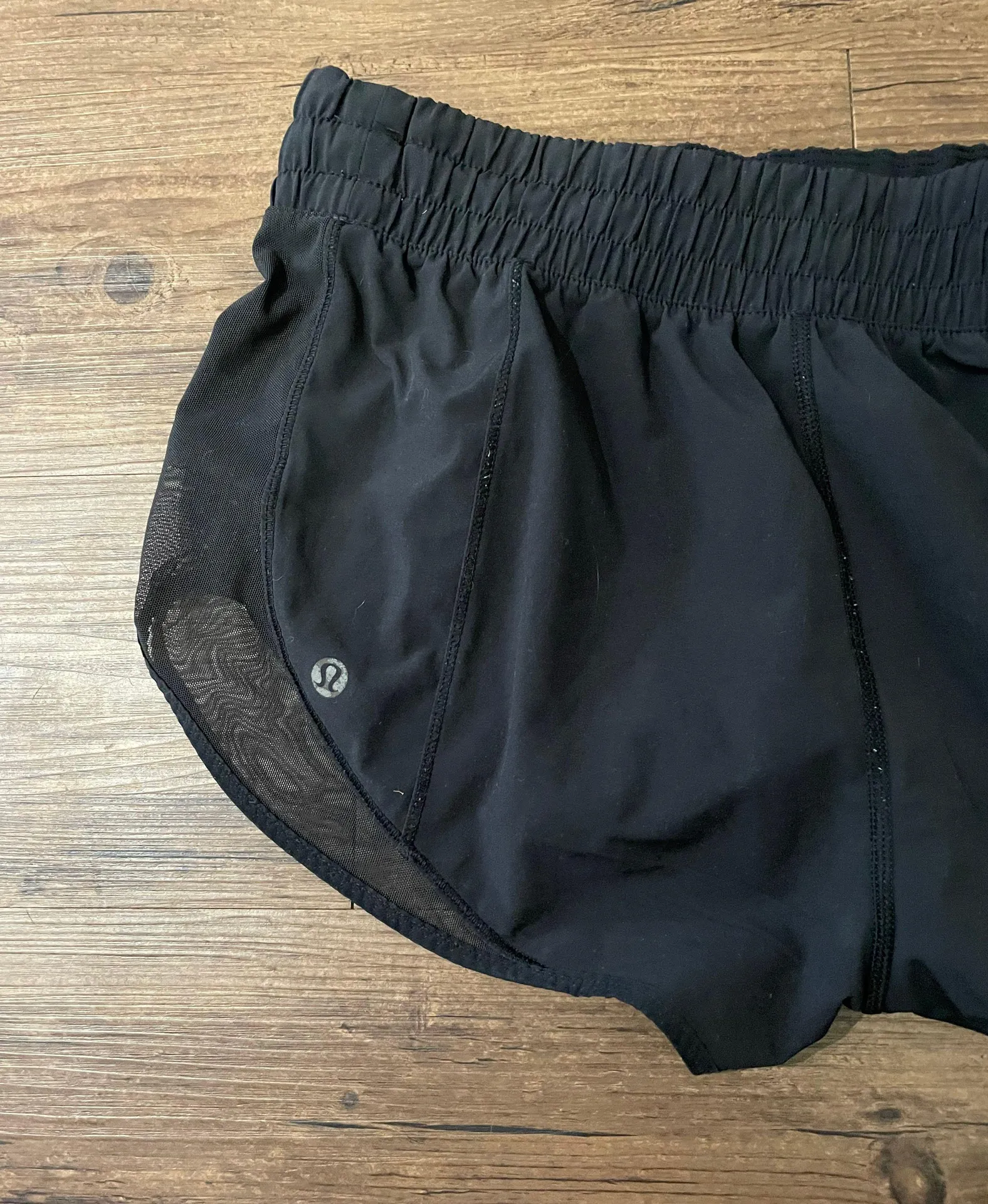 Lululemon Hotty Hot Shorts - Image 3