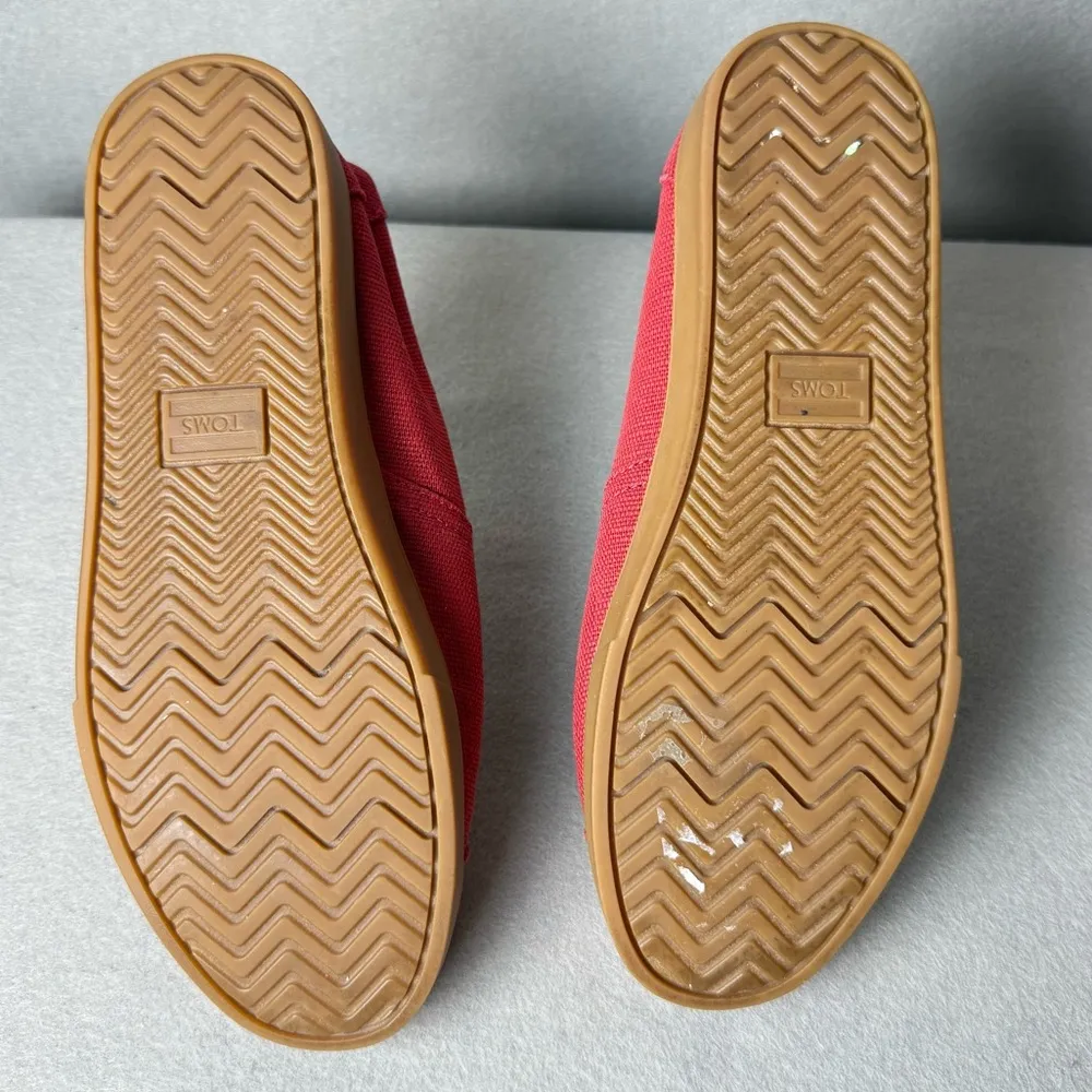 Tom’s Women’s Classic Red Wrap Style Slip In Comfort Flats Brown Sole size W7 - Image 10