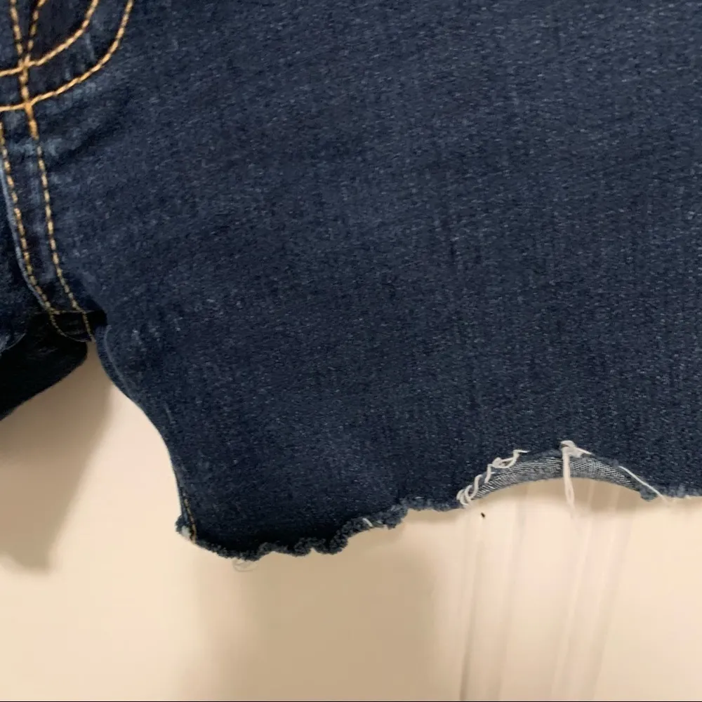 7 For All Mankind The Skinny Bootcut Denim Jean Shorts size 26 NWOT - Image 2