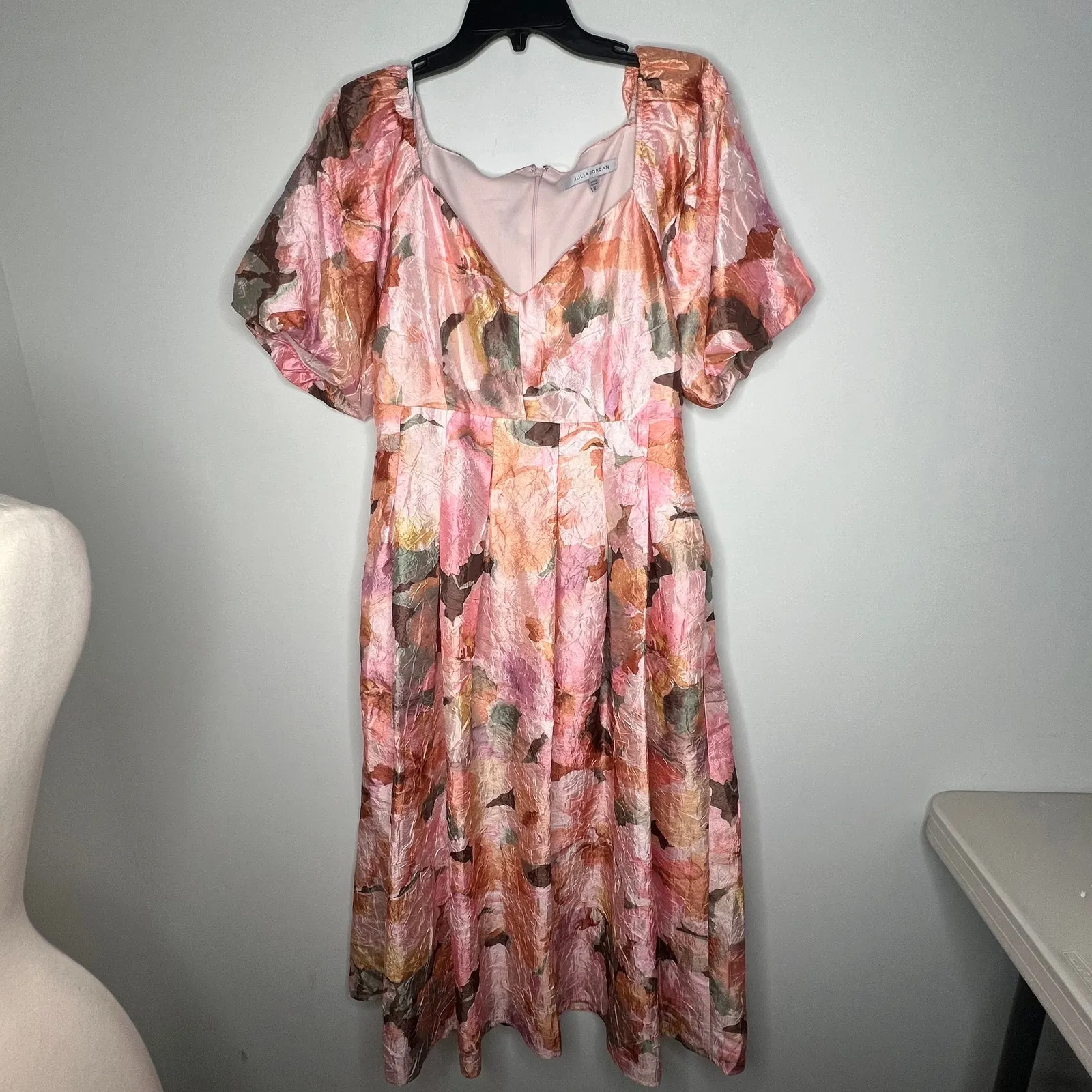 Julia Jordan Pink Crushed Taffeta Puff Sleeve Midi Dress 12 - Image 2