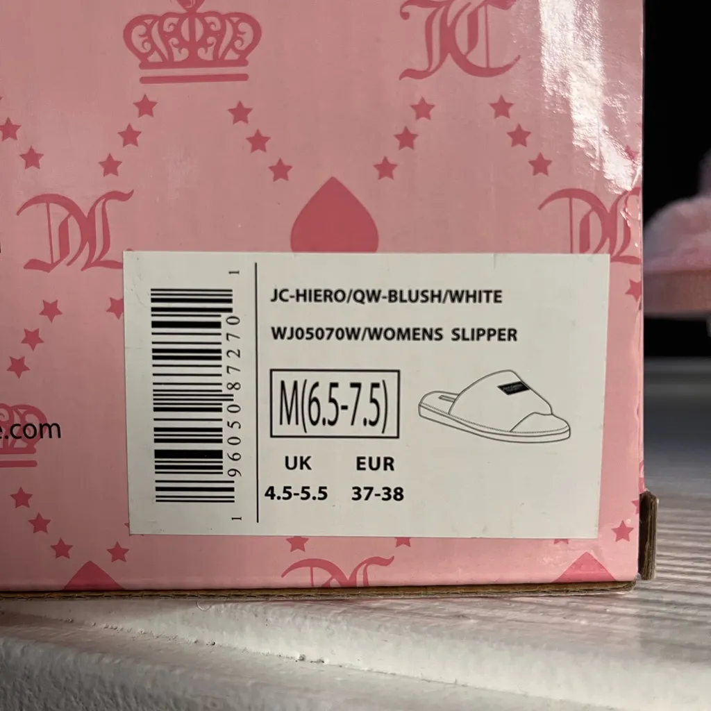 Juicy Couture Pink Fuzzy Check Slippers JC Hero Slides Size 6.5–7.5 NWT - Image 8