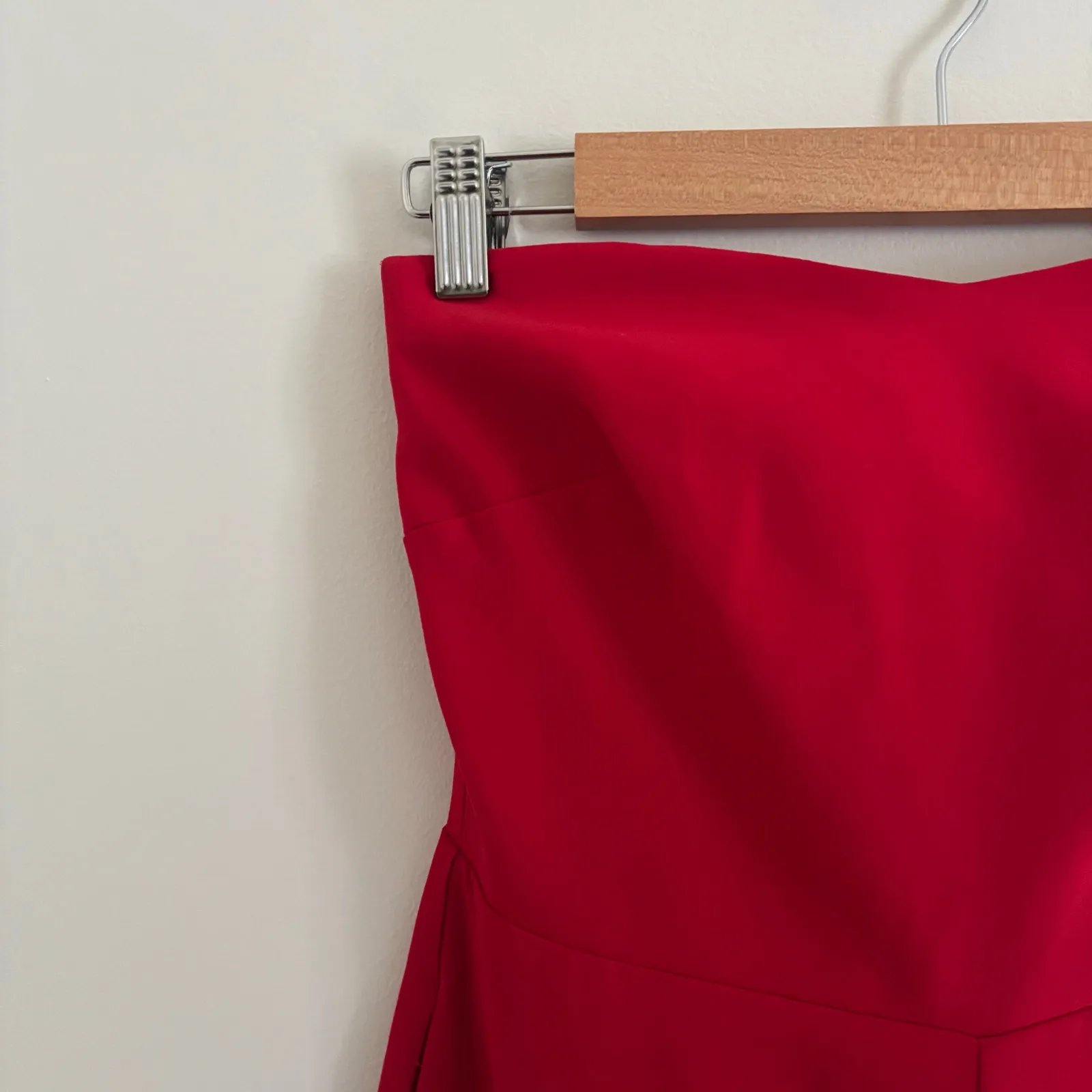 Aritzia Babaton Roshan Strapless Jumpsuit Sz 0 - Image 4