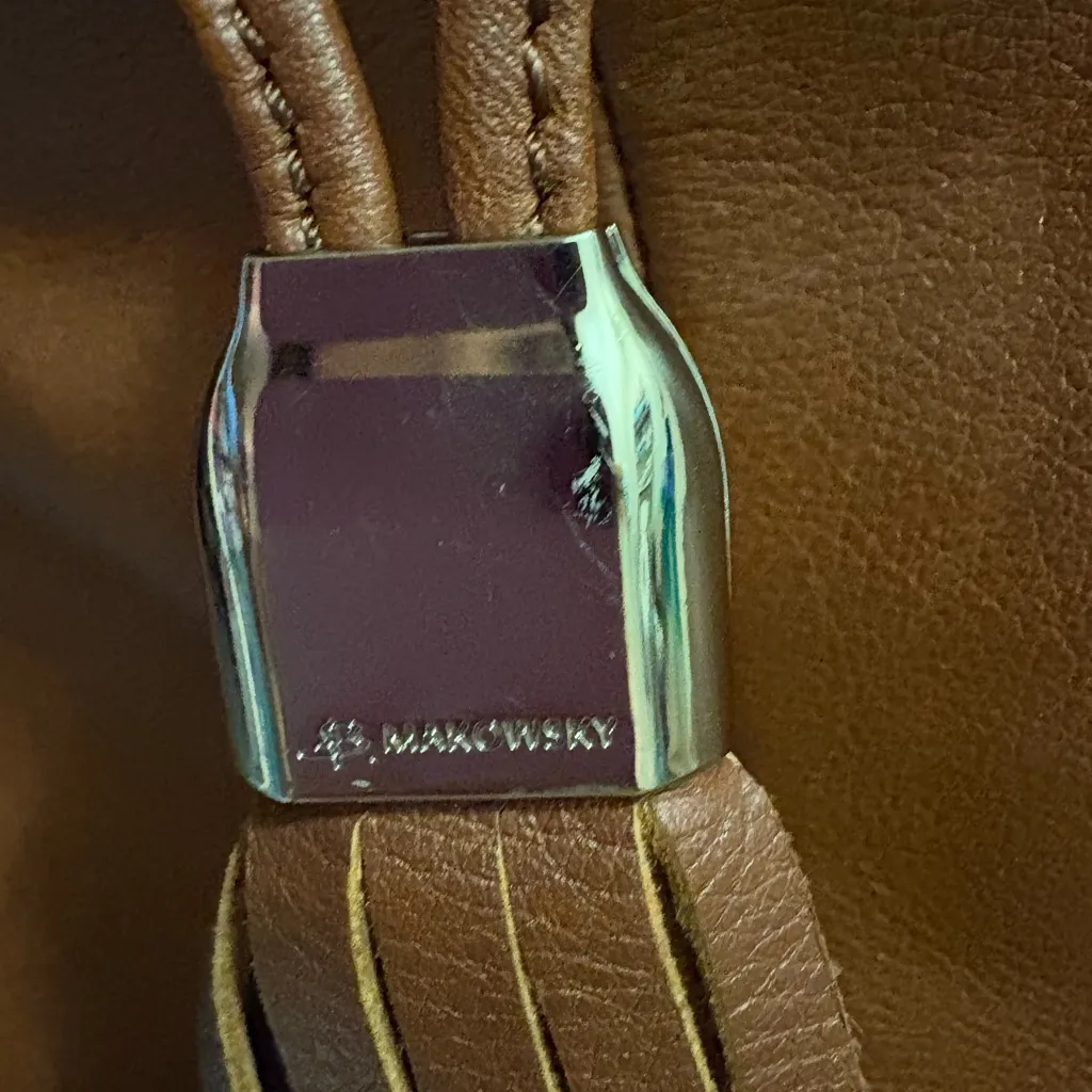 B. Makowsky Brown Leather Pockets Drawstring Tassel Small Crossbody Bag - Image 5