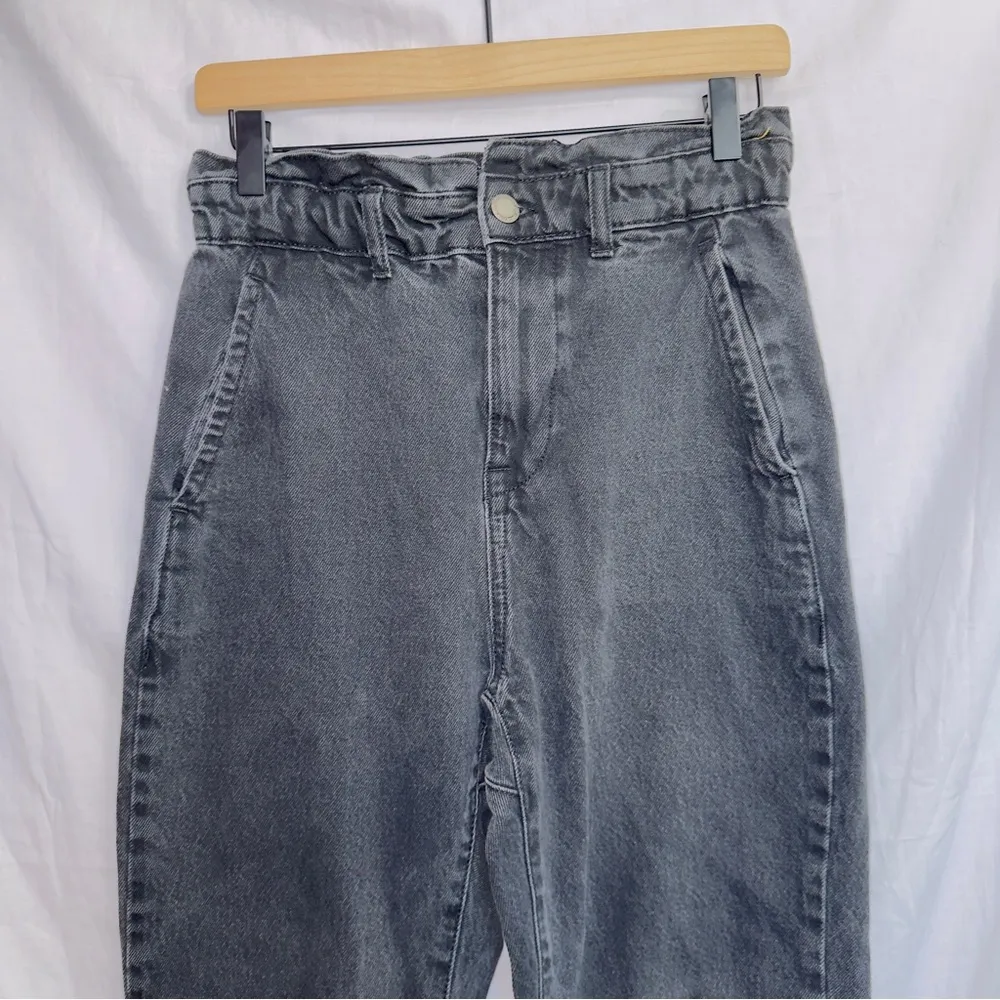 Zara Black Wash Denim High Waisted Paperbag Mom Jean size US 2 - Image 3