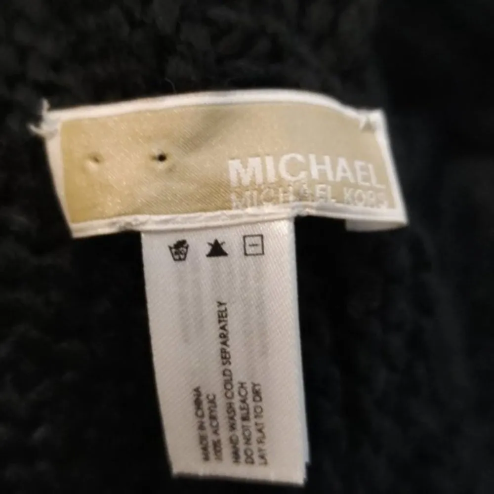 Michael Michael Kors Black Infinity Weave Knit Scarf EUC #7850 - Image 6
