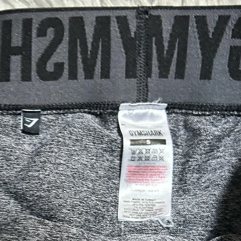 Gymshark Flex Shorts Black Marl/Charcoal Size Small - Image 5