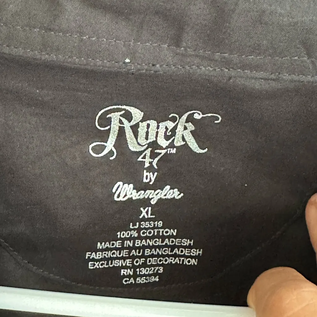 Wrangler Rock Black Studded Women's Jacket - Image 5