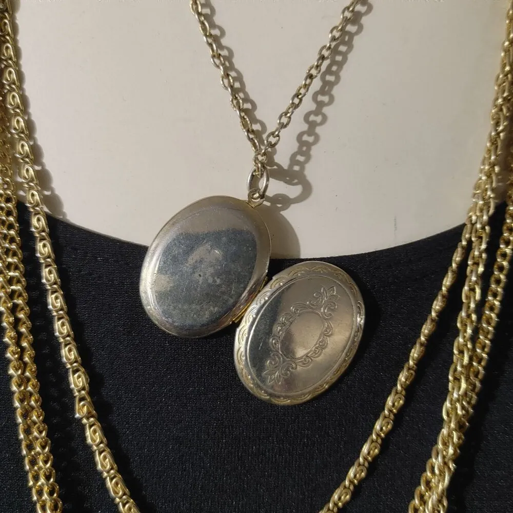 Multi Strand Necklace Oval Locket Pendant Unique Clasp Design Vintage Gold Tone - Image 10