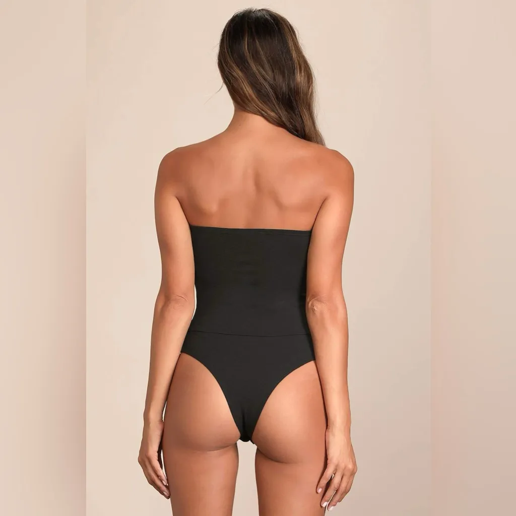LULU’S Babe Alert Black Notched Strapless Bodysuit - Image 9
