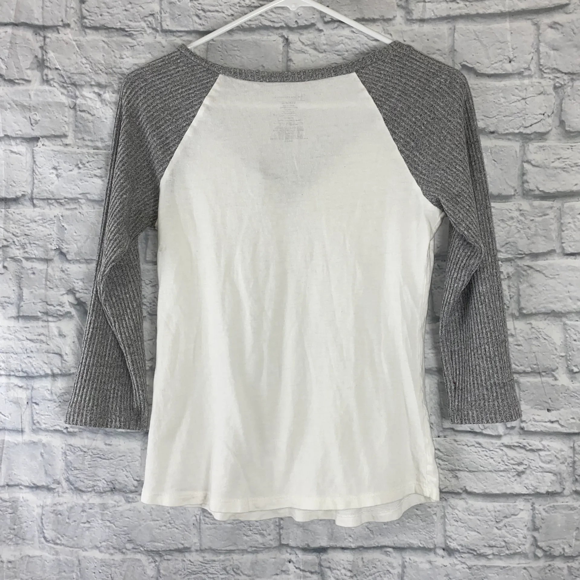 No Boundaries 3/4 sleeve quarter button top w/ribbed grey sleeves & white tee Sm - Image 2