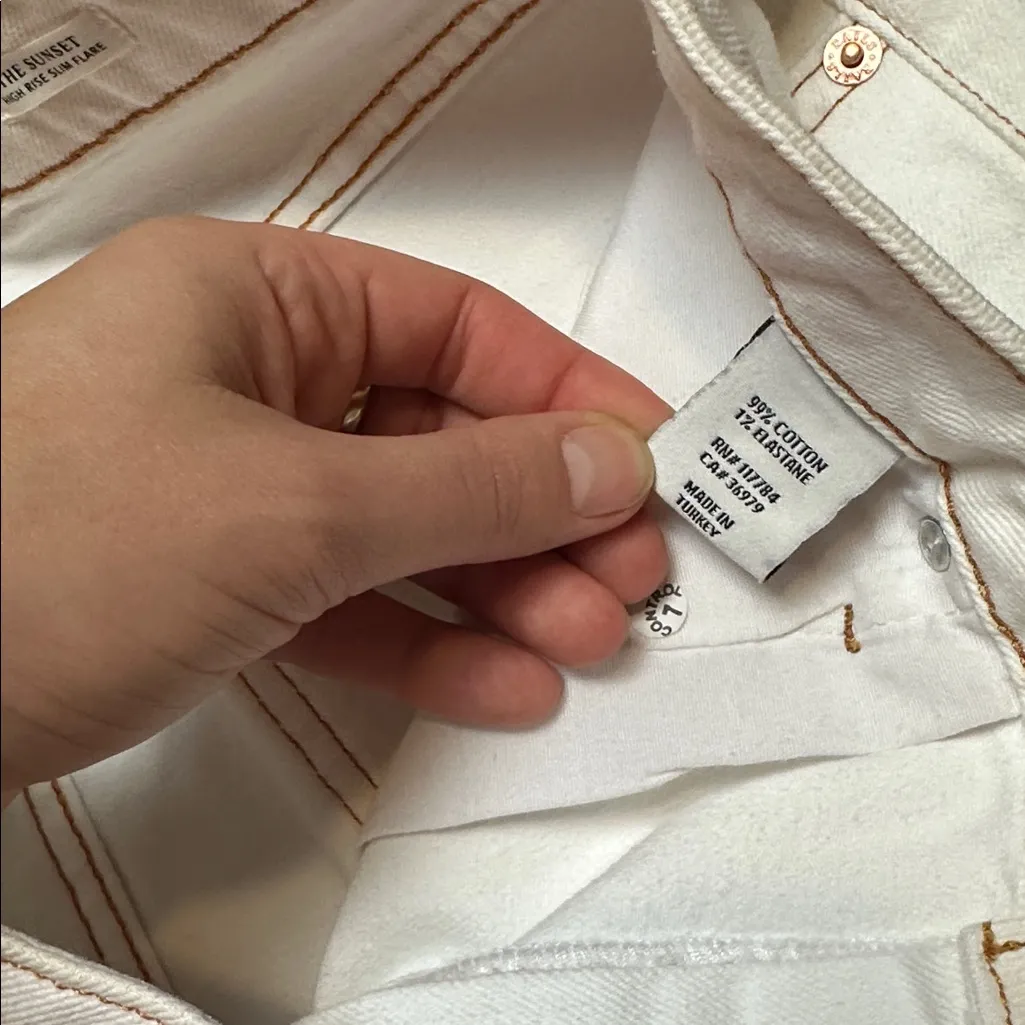 NWT RAILS WHITE SUNSET FLARE HIGH RISE STRETCH JEANS - Image 4