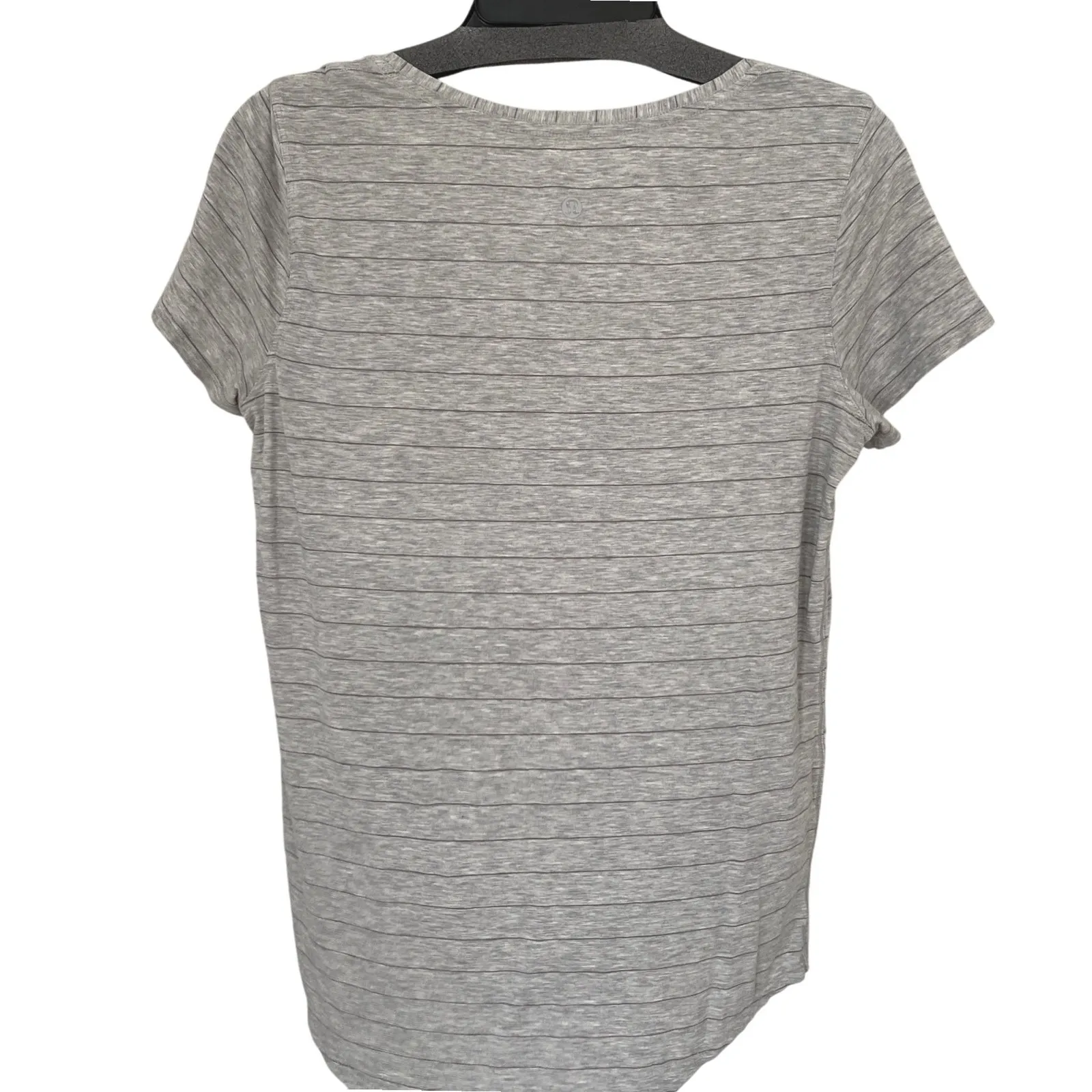 Lululemon‎ Striped V Neck Relaxed Fit Short Sleeve Everyday T Shirt Top Size 6 - Image 3