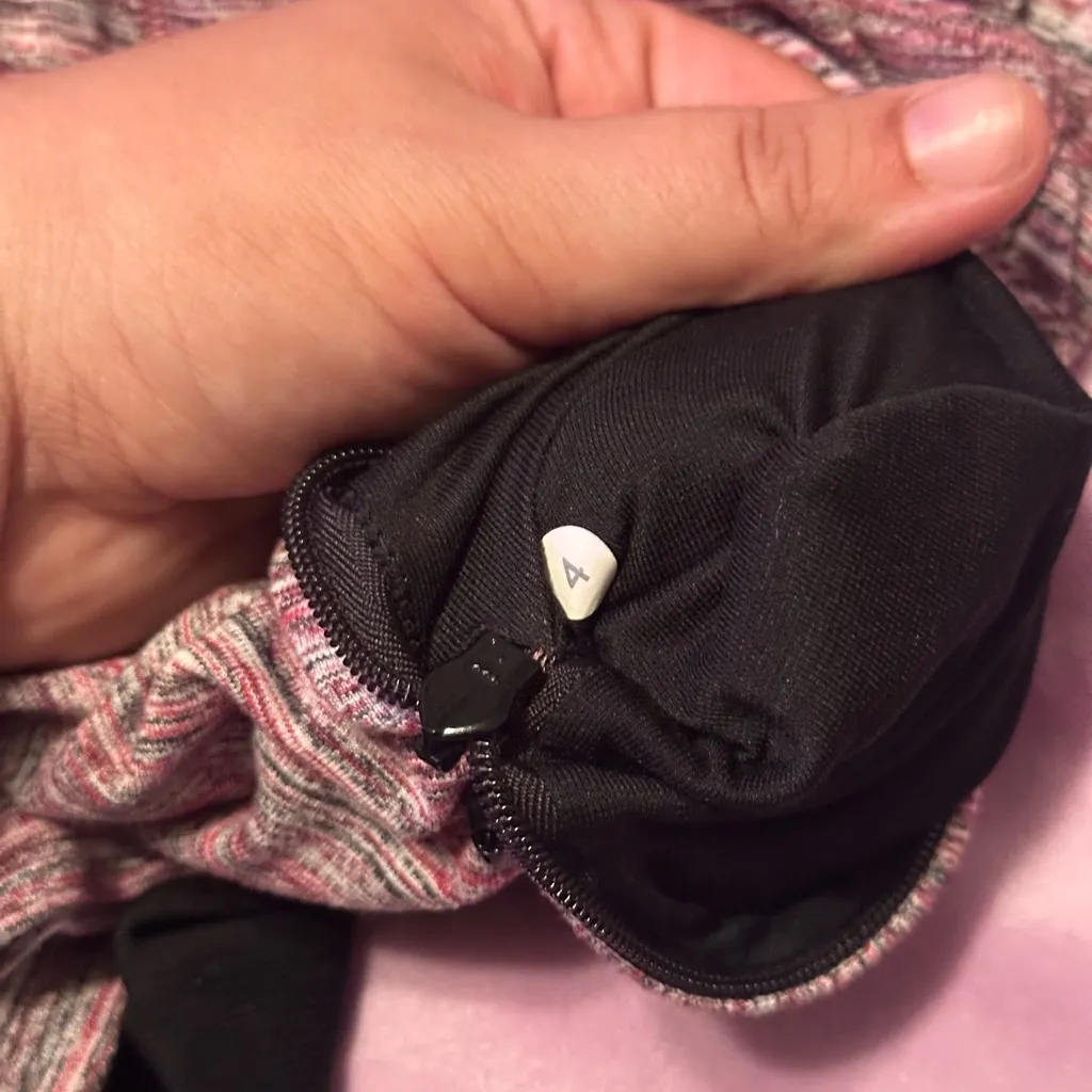 Lululemon runderful 1/2 zip - Image 4