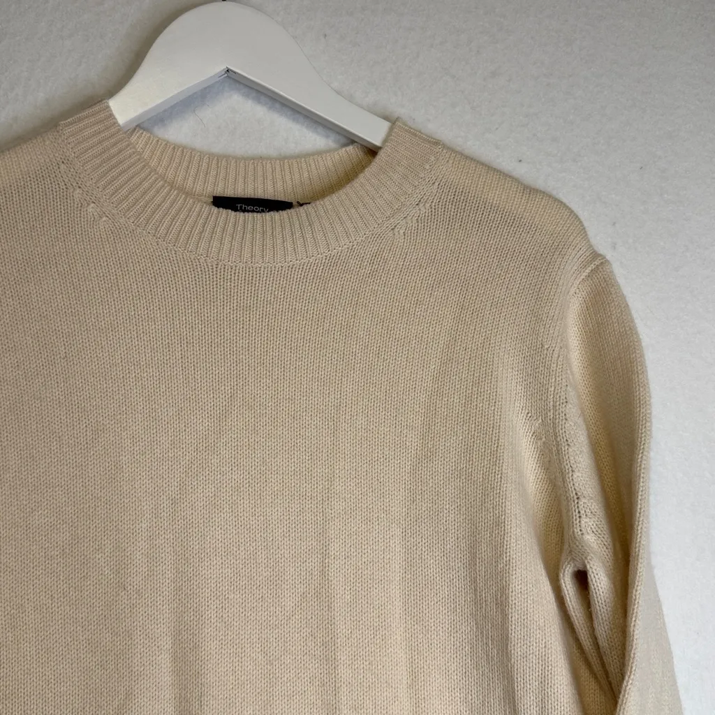Theory Women’s 100% Cashmere Blocked Cream Sweater - Image 3