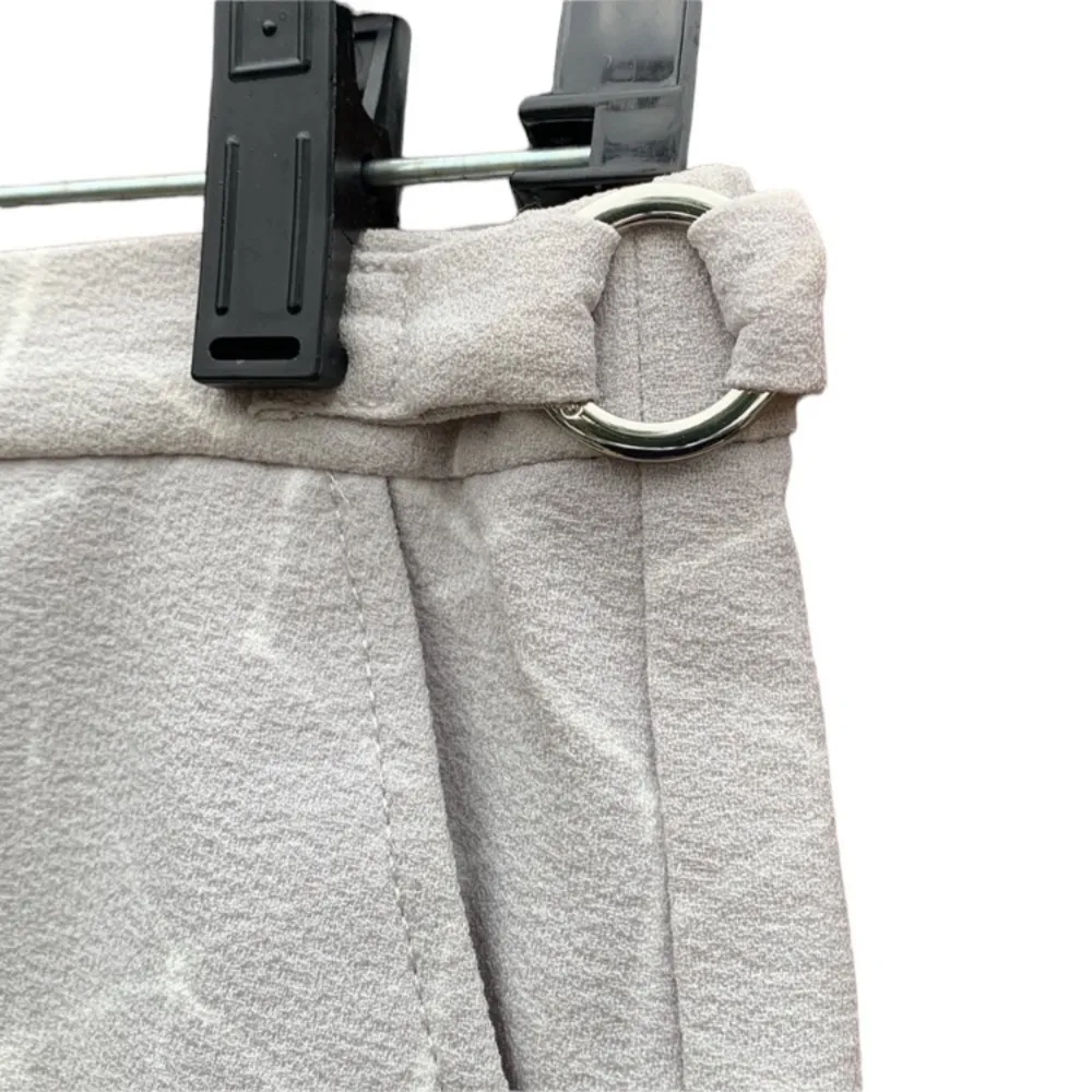 Calvin Klein  small grey with white print shorts - Image 4