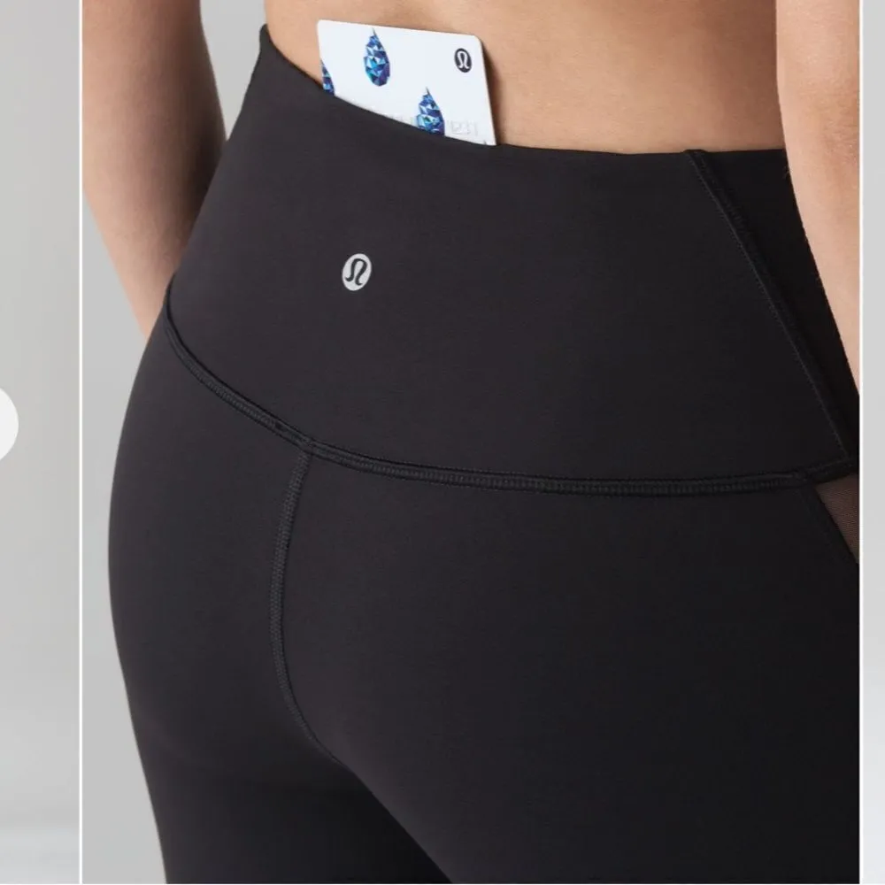 Lululemon Sun Setter Crop (17")
Black - Image 7