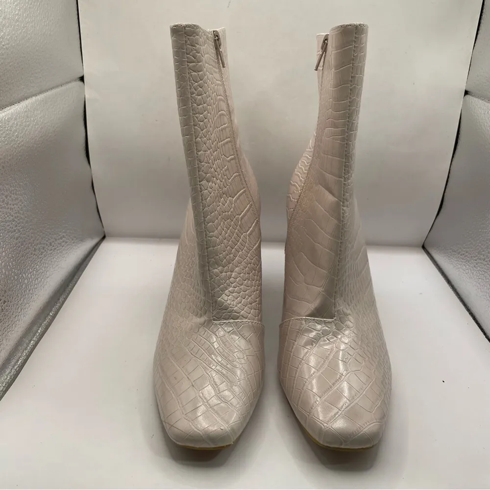 Lulus my generation pale pink crocodile block heel women size 11 - Image 3