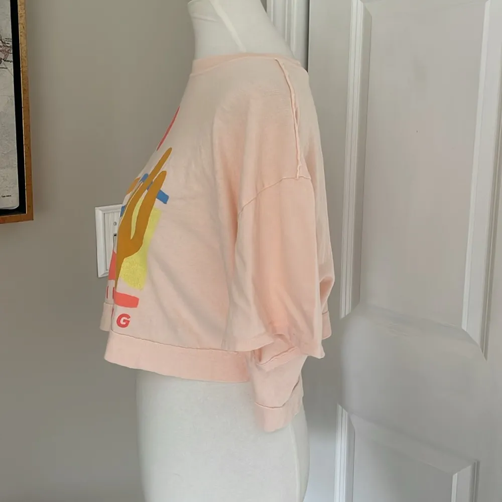 😍 Cutest Billabong Short Sleeve Graphic Crop Top - Image 7