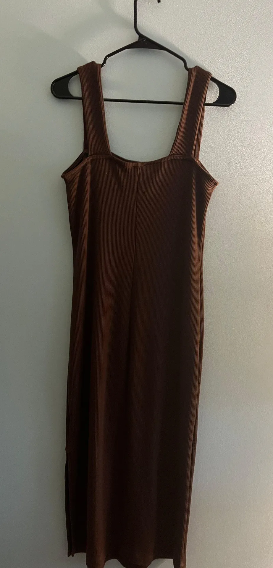 Brown Ribbed Maxi Dress - Image 2