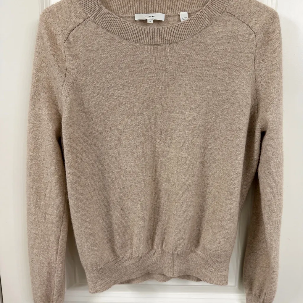 Vince Women's Cashmere Beige Crew Neck Sweater - Image 2