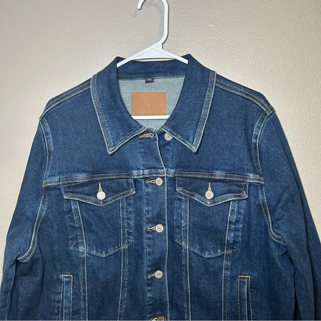 Judy Blue Classic Dark Wash Denim Jacket Women’s Plus Size 1X - Image 4
