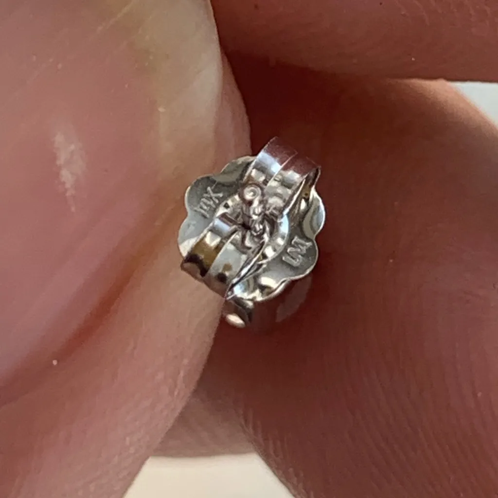 14k White Gold 0.33 CTTW Diamond Solitaire Stud Earrings - Image 5