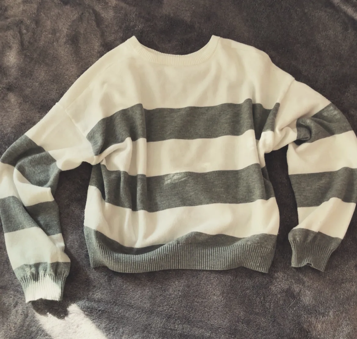 Striped Knit Sweater🤍 White Size M - Image 2