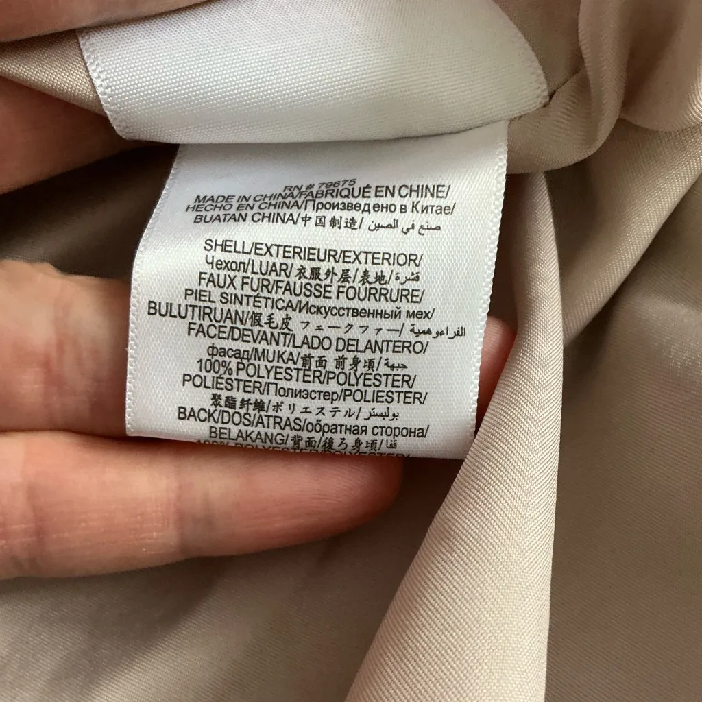 BCBG MAXAZRIA faux fur jacket 🔥🔥🔥🔥 - Image 11