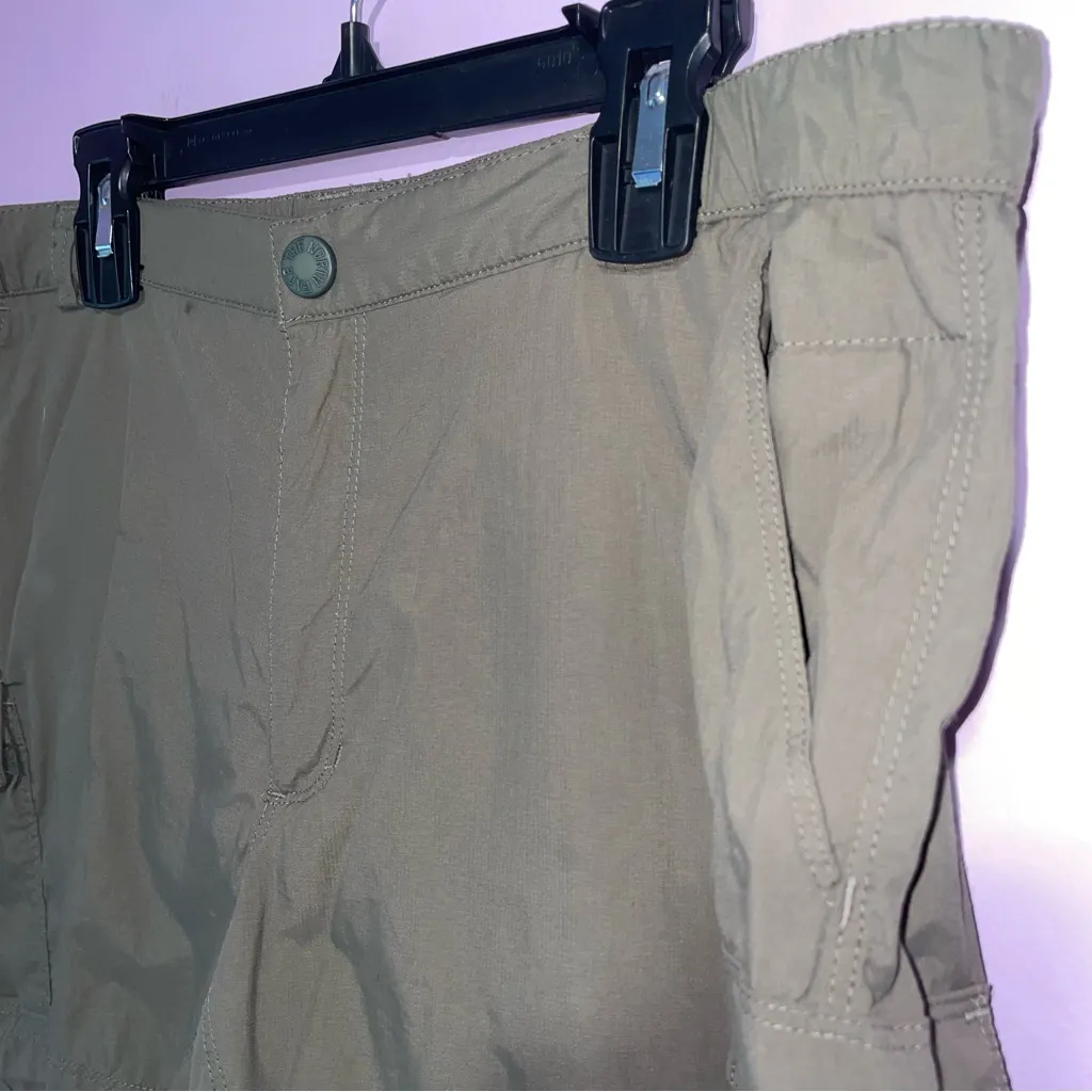 The North Face Cargo Shorts Women Sz 10 Ripstop Hiking Outdoor Athleisure Travel - Image 3