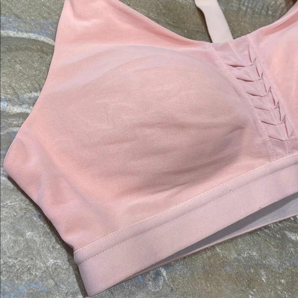 Victoria's Secret Lightweight by Victoria Sport Bra Pleat Calypso Peach Size 34B - Image 13