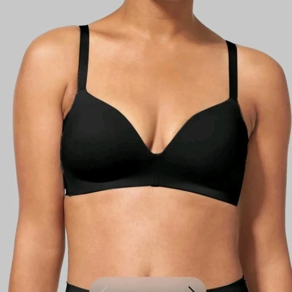 Tommy John Women's Comfort Smoothing Lightly Lined Wireless Bra Black Size 38D - Image 8