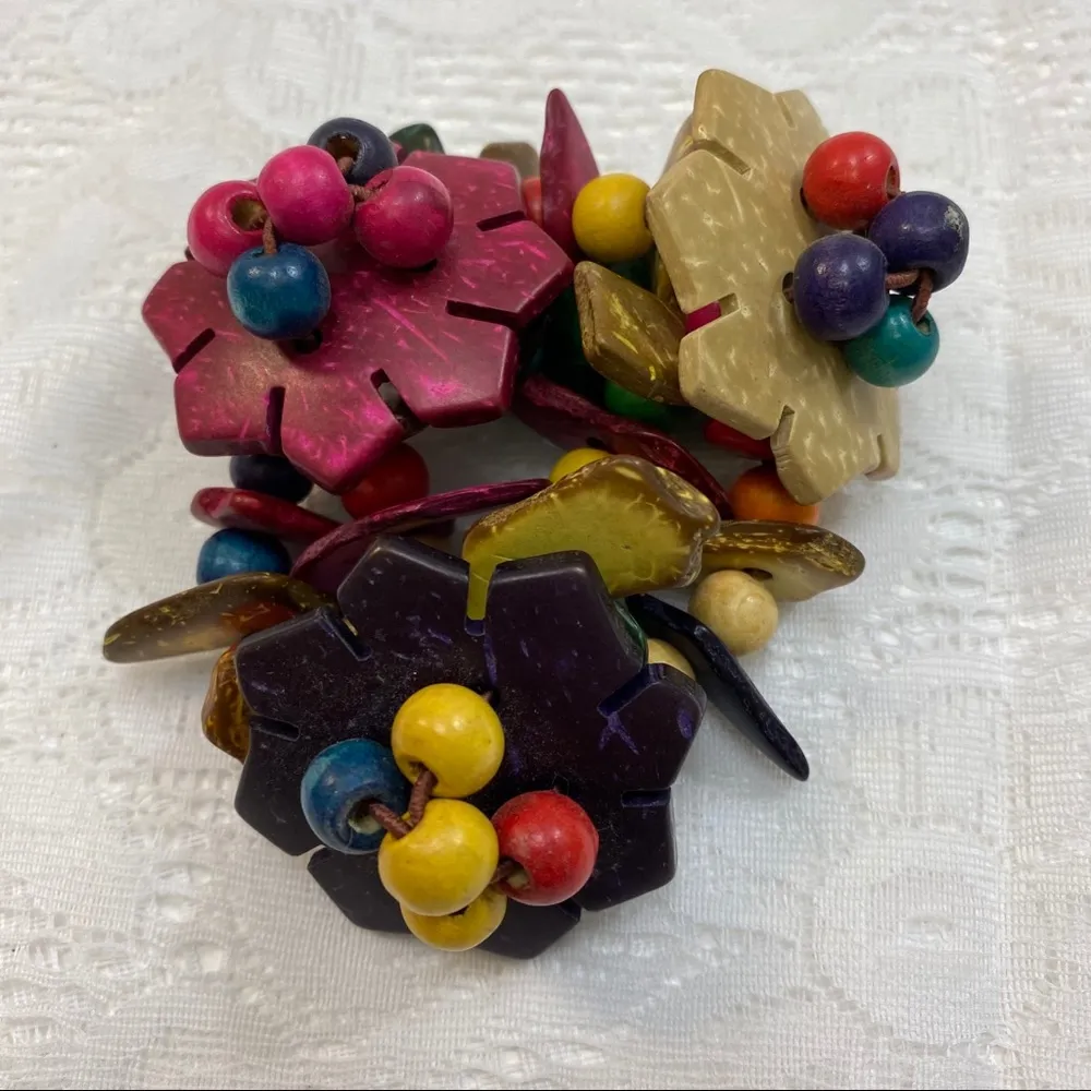 Wooden Beaded Stretch Bracelet - Image 5