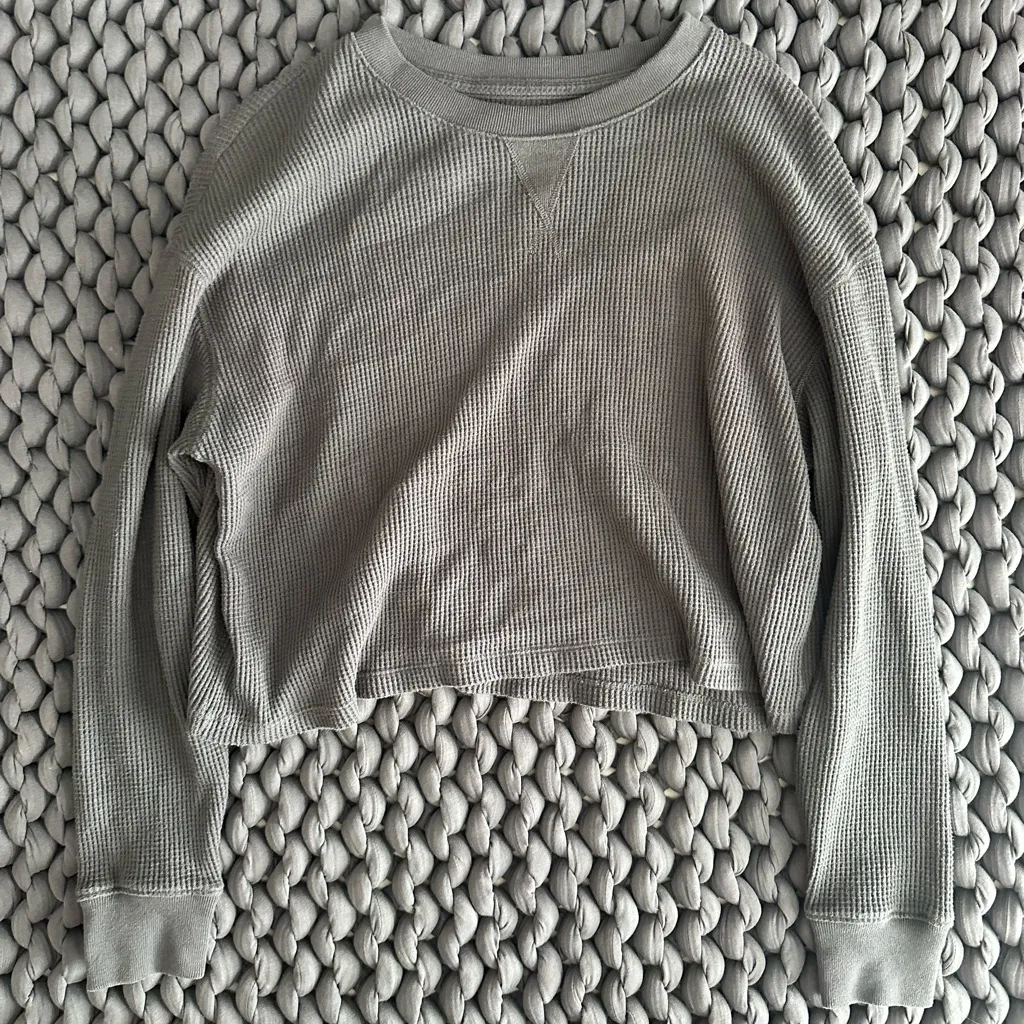 Abercrombie Dark Grey Waffle Long Sleeve - Image 2