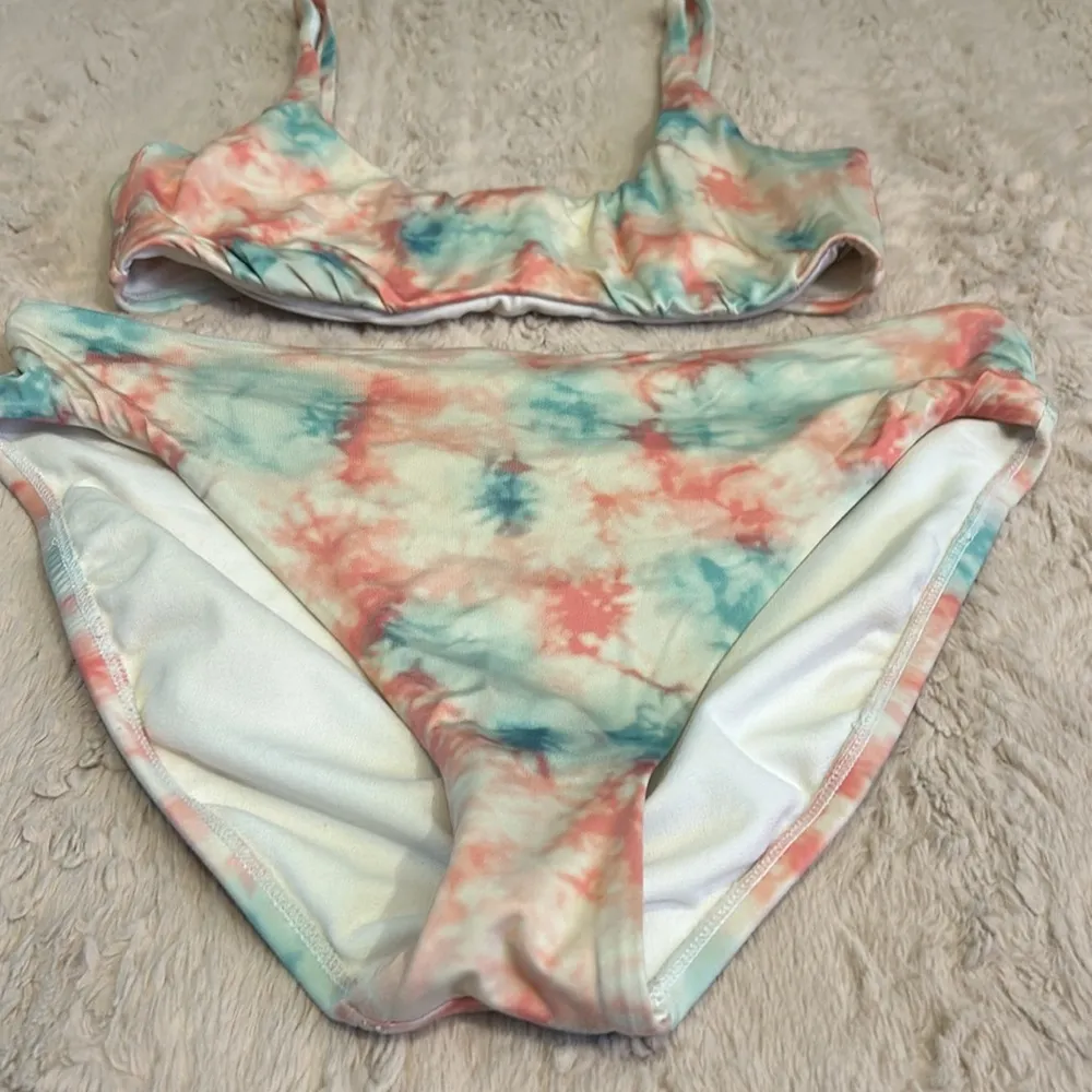 Time and Tru bikini in size M(8-10) - Image 3