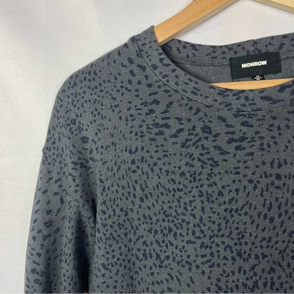 Monrow Mini Cheetah Cut Off Boyfriend Cropped Sweatshirt M Gray Size M - Image 4