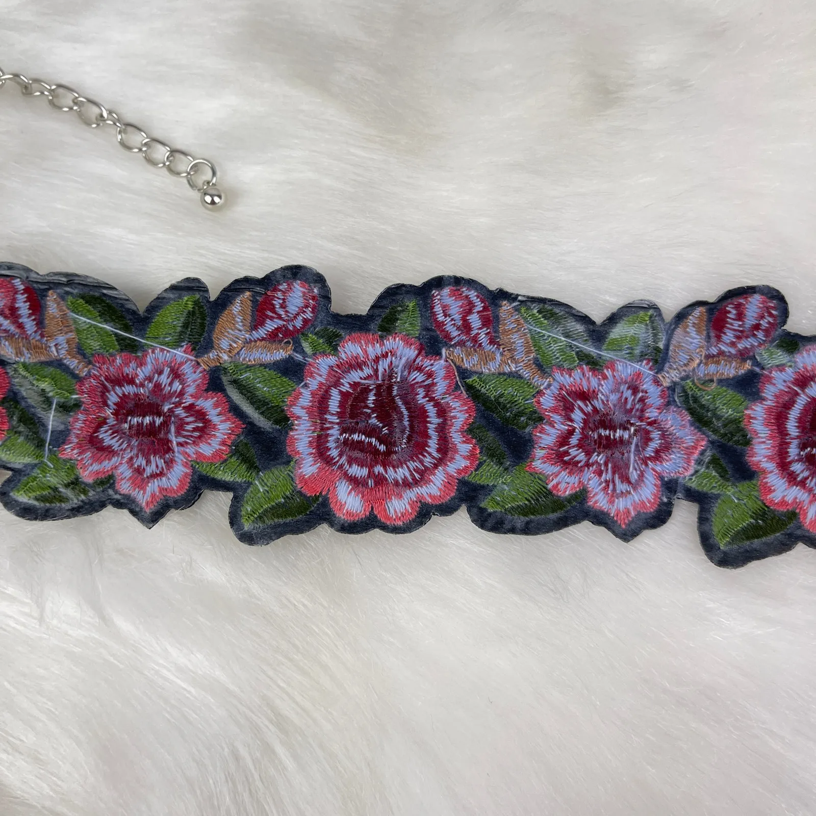 Embroidered Floral Patch Choker Necklace Pink Green Black Adjustable NWOT - Image 7